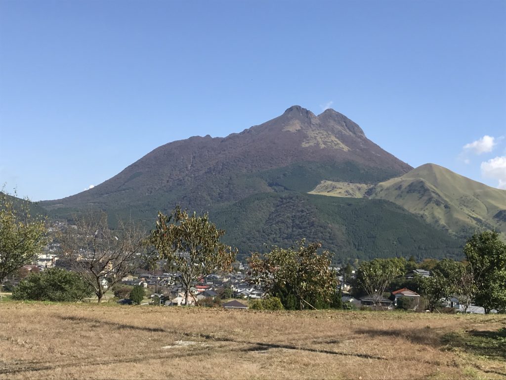 由布岳