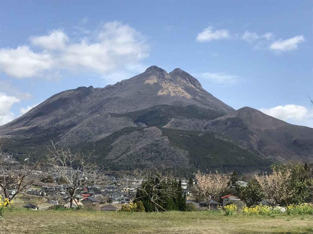 由布岳